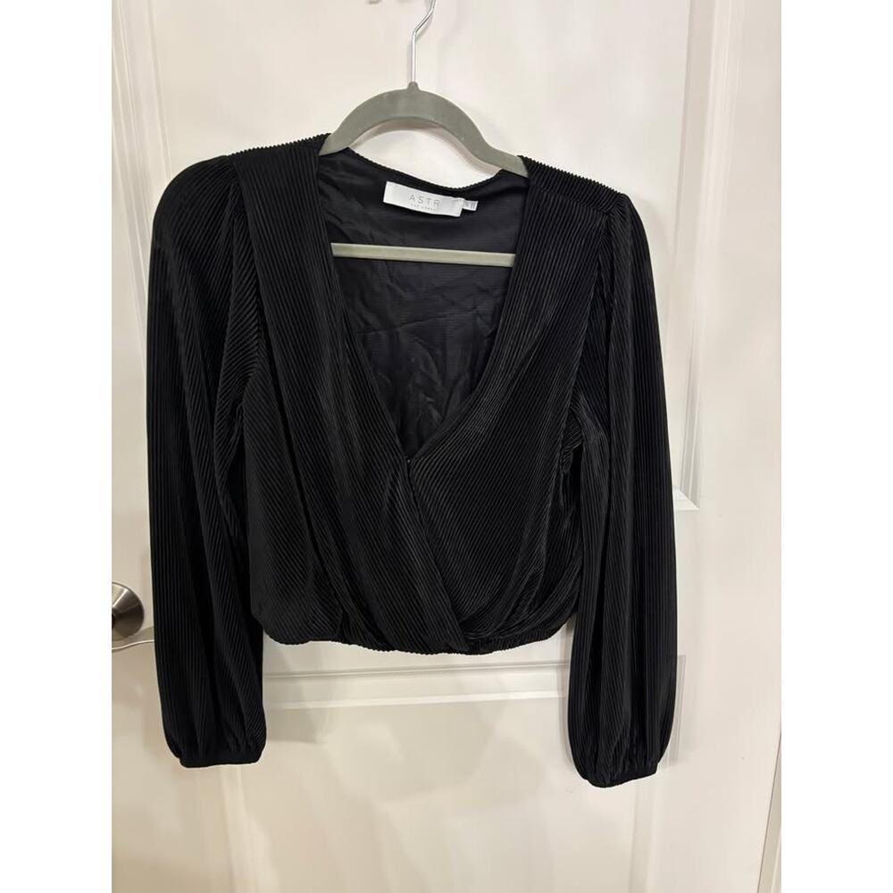 Astr The Label Black Blouse